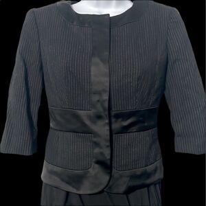‎Bebe Wool Pinstripe Stretch Cropped Jacket Satin Trim Size 6